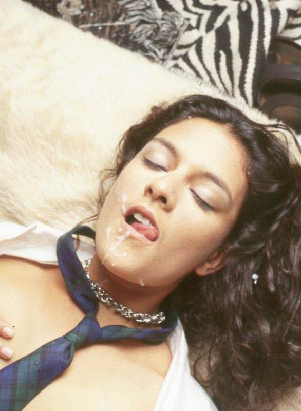 20P Curly cutie got cumshot on her face