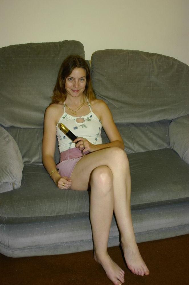17P Shy Small Titted House Wife Wanking Off Pussy With Her Dildo