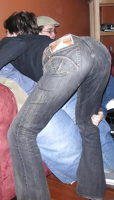 25P Beautyful asses in jeans