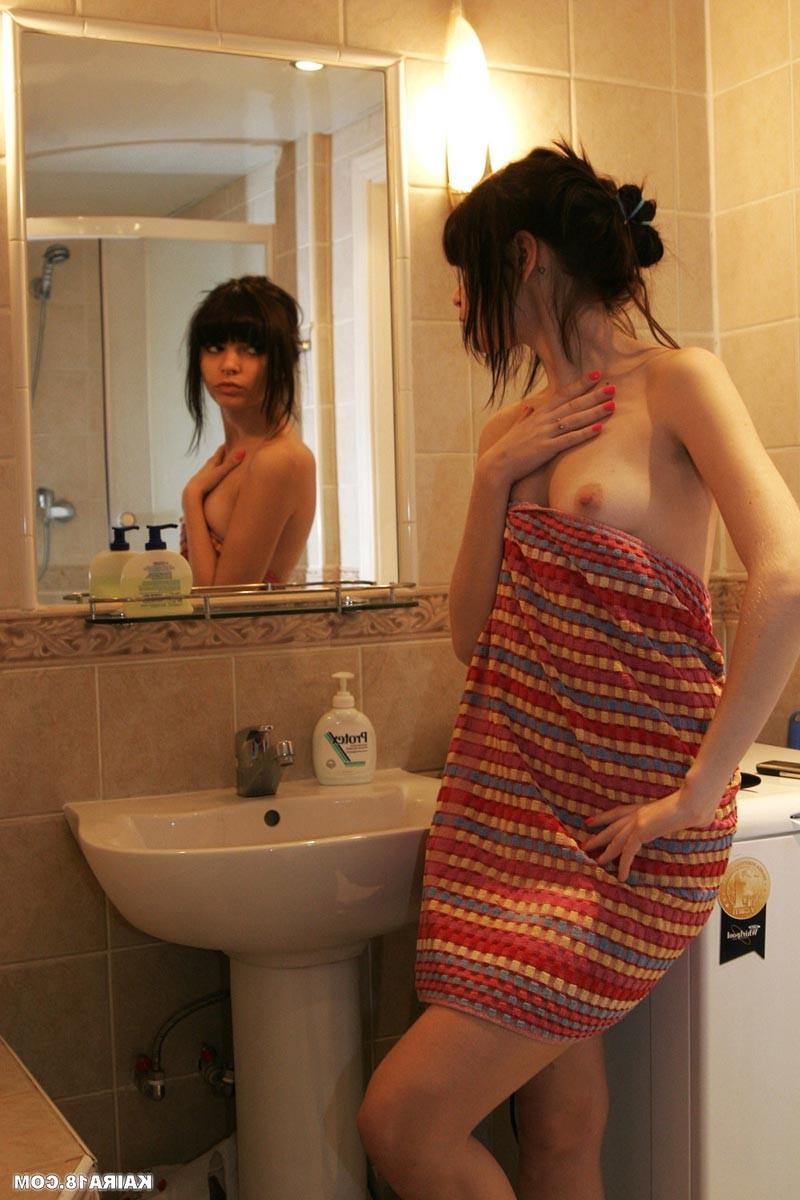 16P skinny teen bathing
