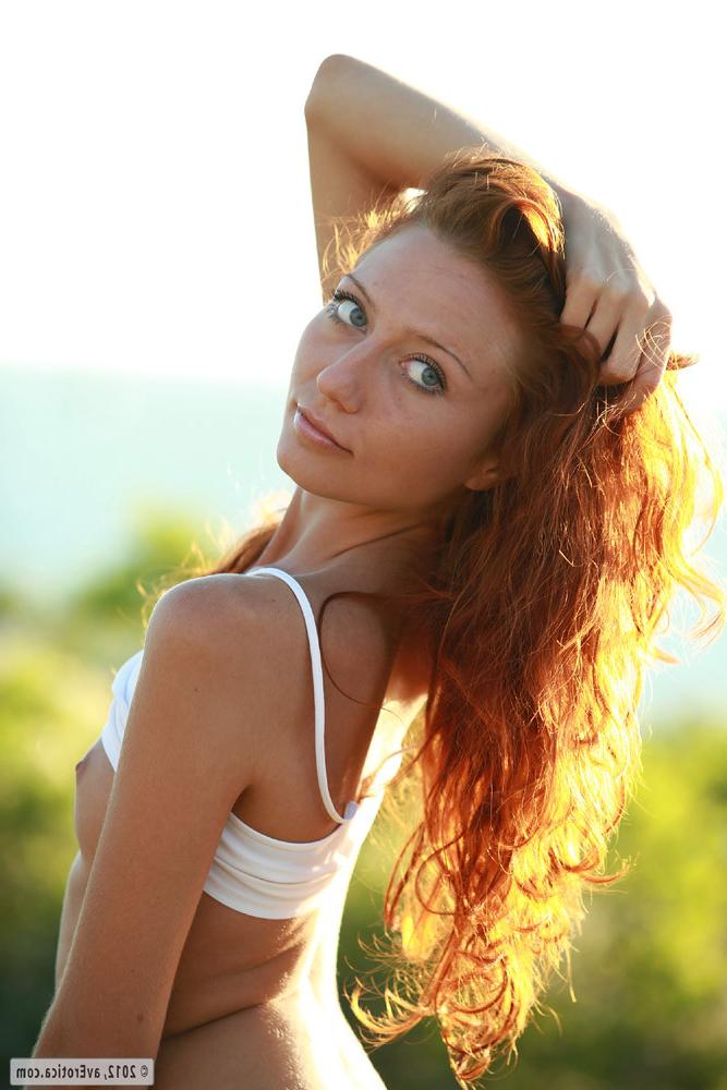 15P Petite curly redhead teen Kesy stripping outdoors