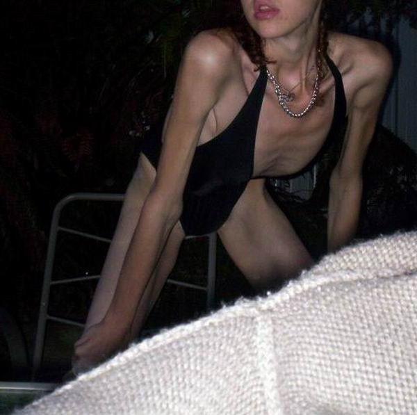 15P very skinny girls showing off their goodies