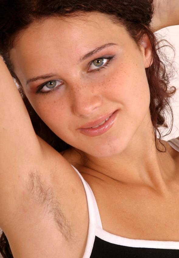 15P Beautiful curly babe with hairy pit