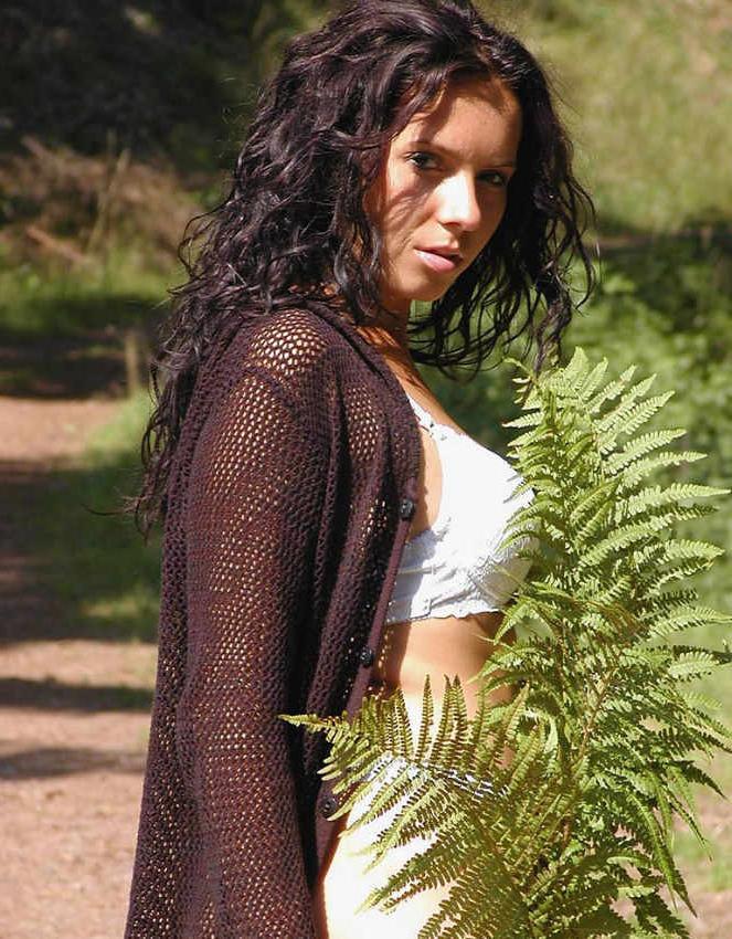 20P Sexy curly brunet stripping outdoor