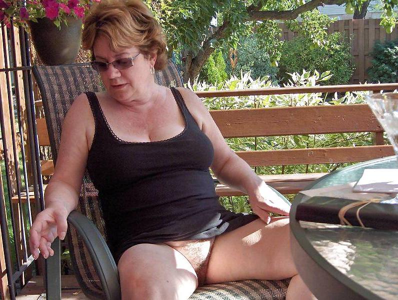25P Horny Mature Slut for BBC