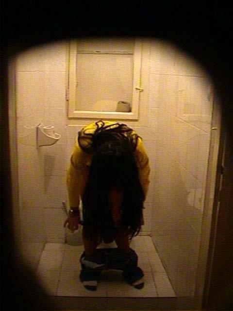 15P Sneaky bathroom piss cams