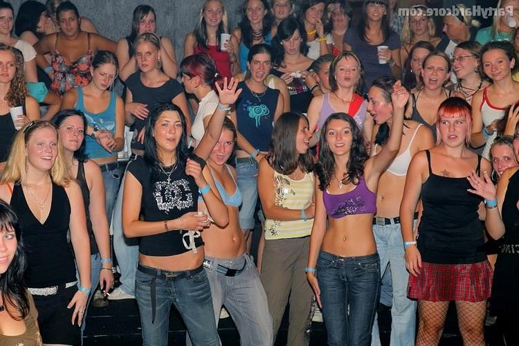 16P Public party hardcore with hot amateur girls