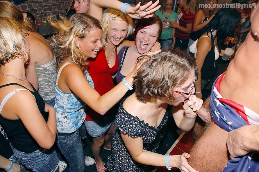19P Girls next door get boned and give head at male strippers orgy