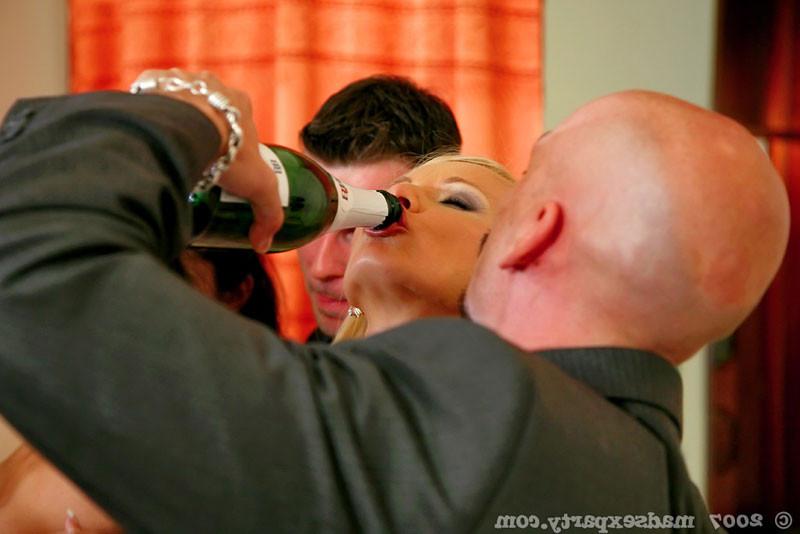 15P Orgy sex b-day party with bisexual girls fucking everywhere