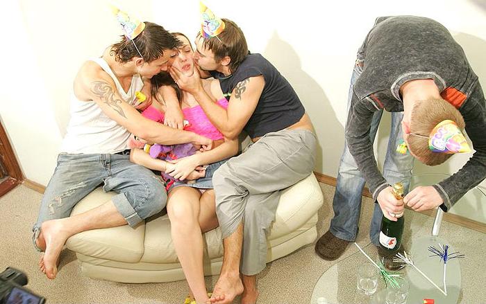 16P She just turned 19 last week so we decided to trow her a little birthday party S