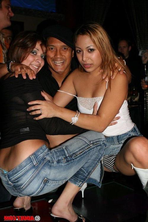 18P Horny bisexual chicks have amazing hardcore party