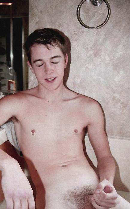 20P Innocent twinks sucking and pounding and facials in a bathroom