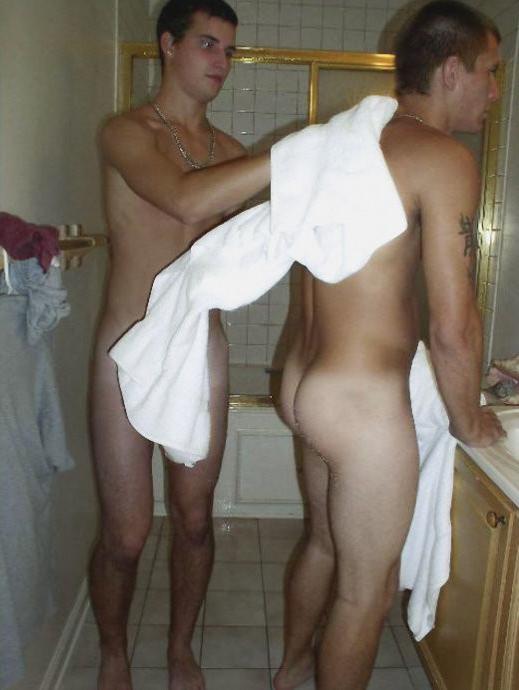 20P Two smooth amateurs washing each other and peeing in a bathroom