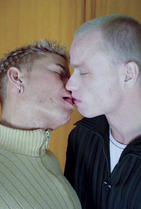 20P Fair haired twinks sucking and fucking and big dildoing kick