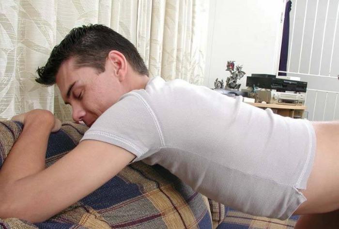 20P Gorgeous blond twink screwing bareback his dark haired roommate