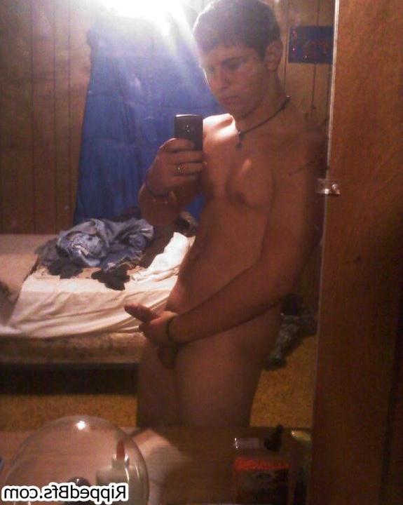 10P Hunk dude with big muscles is in the bathroom cleaning up