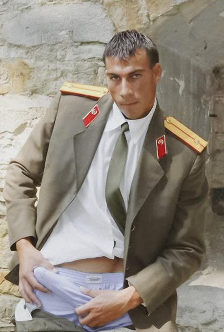 20P Military threesome rimming and fucking way off from the city