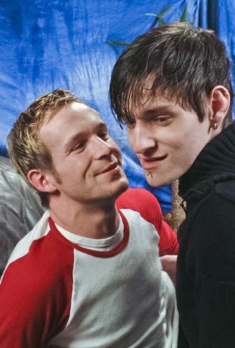 20P Fair and dark haired studs kissing and mutual blowjob for camera