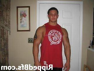 10P Hunk dude with big muscles is in the bathroom cleaning up
