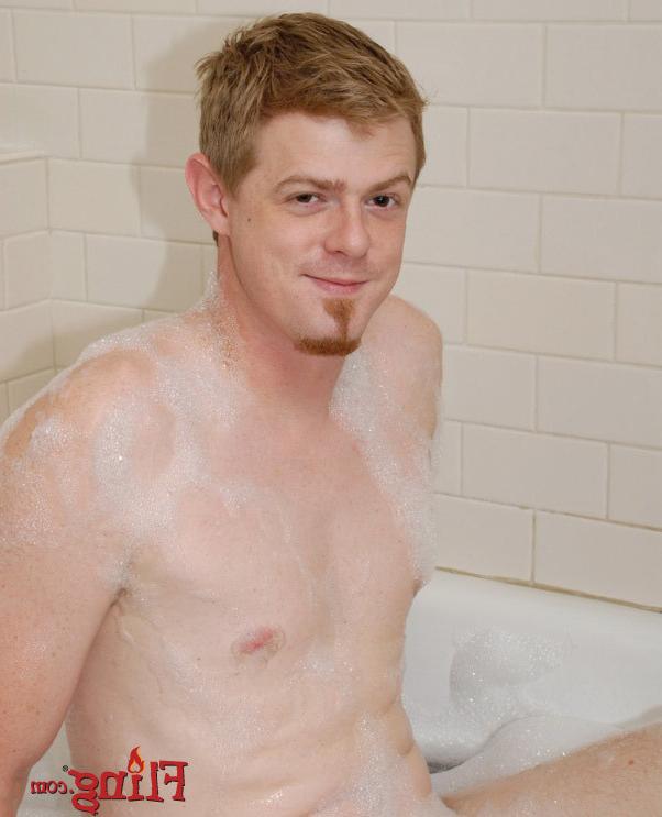 12P Super horny dudes want to stroke their rods for you on private cam in this hot g