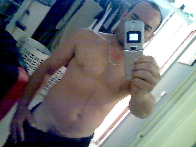 12P Check out these horny fella wanting to jerk off with you
