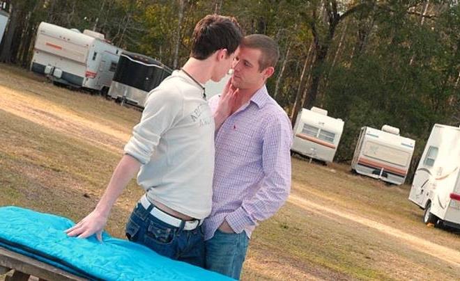 20P Fair and dark haired twinks enjoy each others cock on a picnic