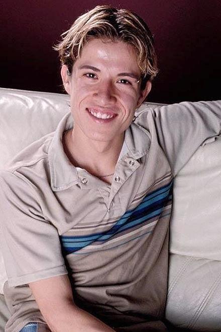 20P A fair haired twink enjoys self dildoing and cumming delight