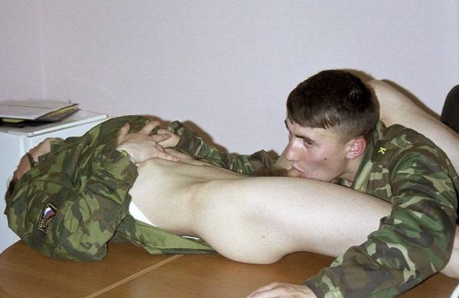 20P Two cute army recruits having oral and anal fun after service