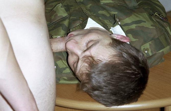 20P Two cute army recruits having oral and anal fun after service