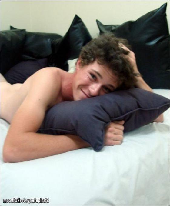 16P curly twink pretty erotic action when he home alone