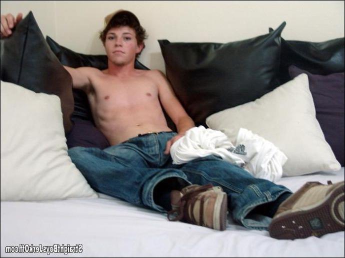 16P curly stud erotic pranks and getting delights by himself