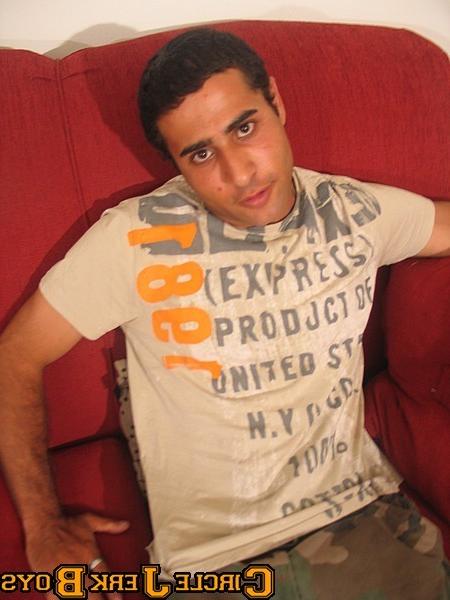 14P Military stud shows off his ripped body