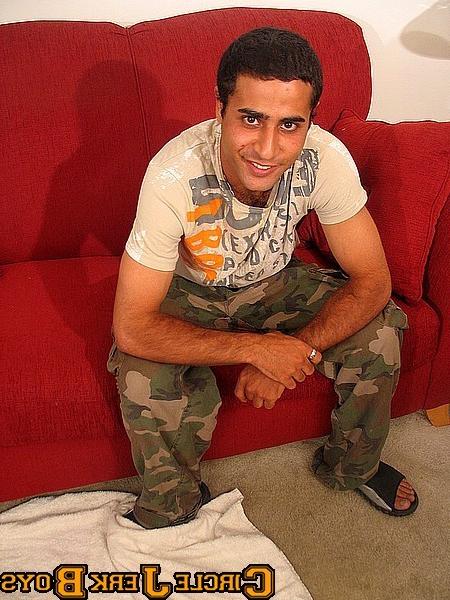 14P Military stud shows off his ripped body