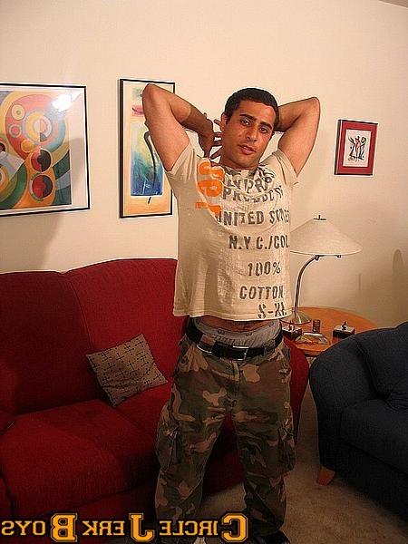 14P Military stud shows off his ripped body