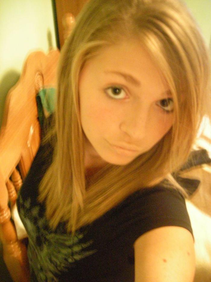 15P Mirror chick selfshooting