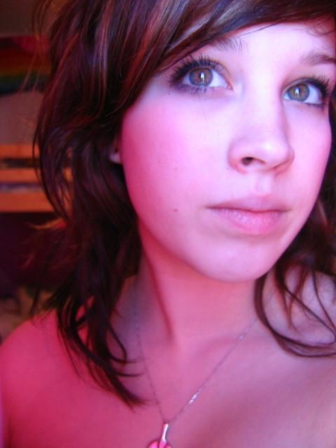 15P Mirror chick selfshooting