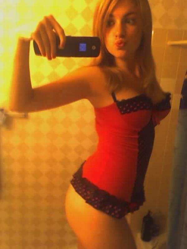 15P Mirror chick selfshooting part 3