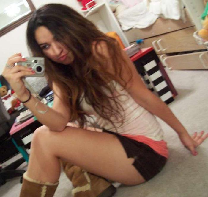 15P Mirror chick selfshooting
