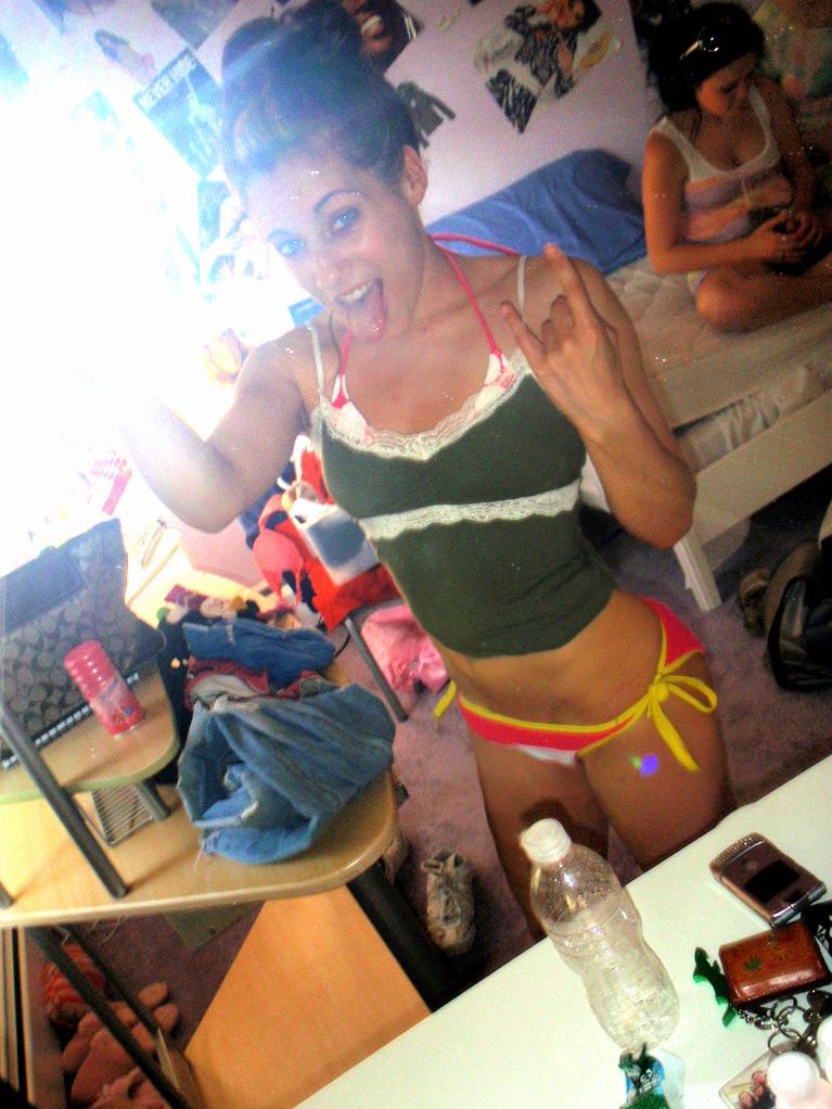 15P Mirror chick selfshooting part 2