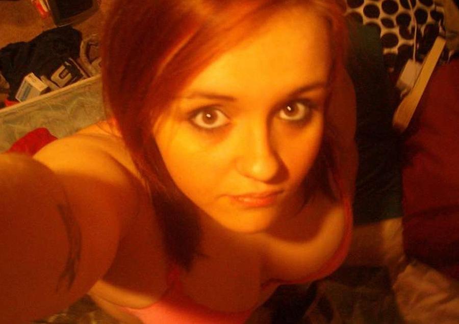 15P Cute cheerleader