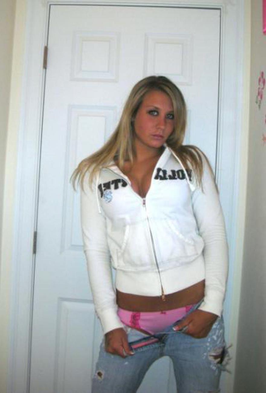 15P Photos of a big-tittied cheerleader hottie