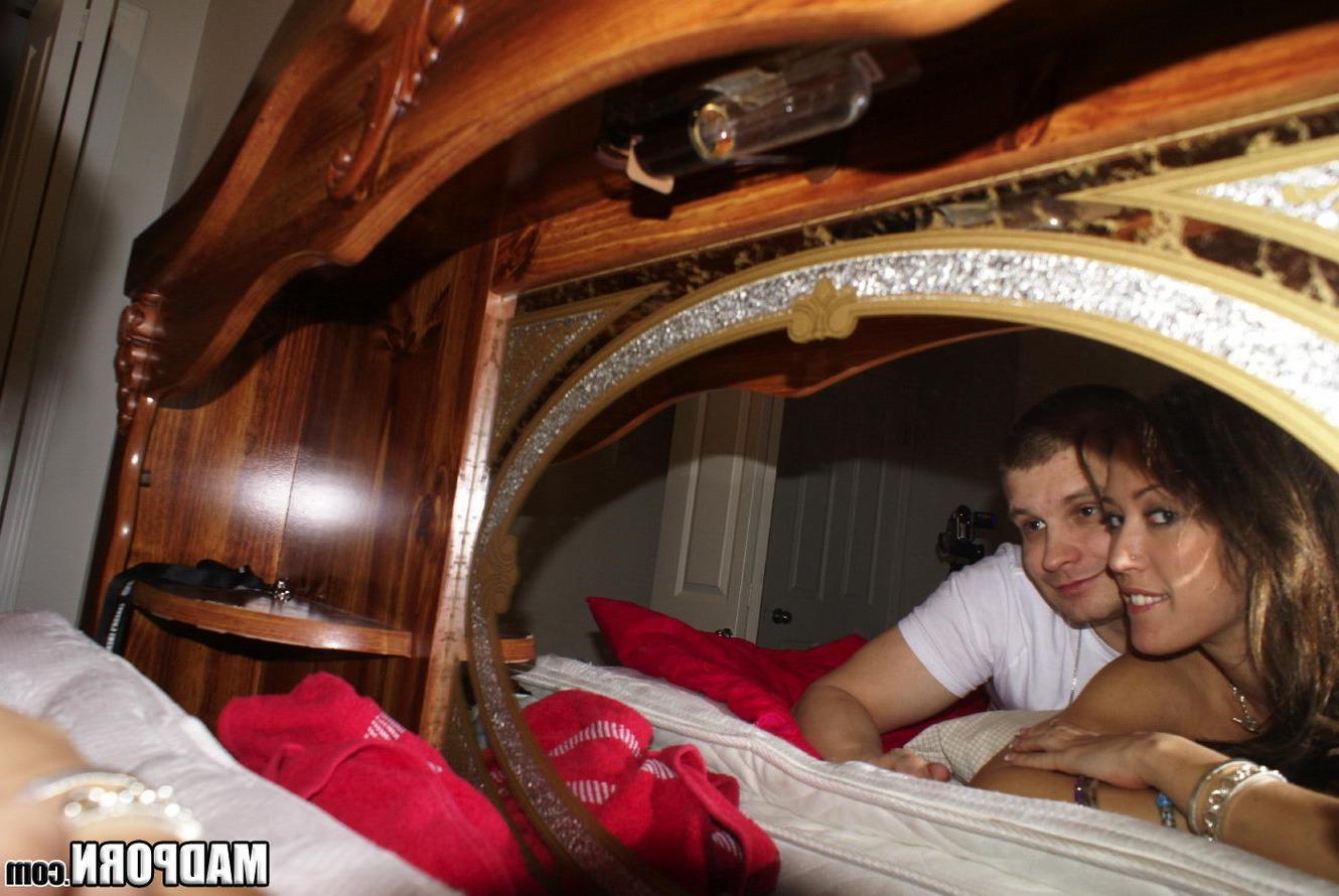 15P Real amateur couples pawn their sextapes