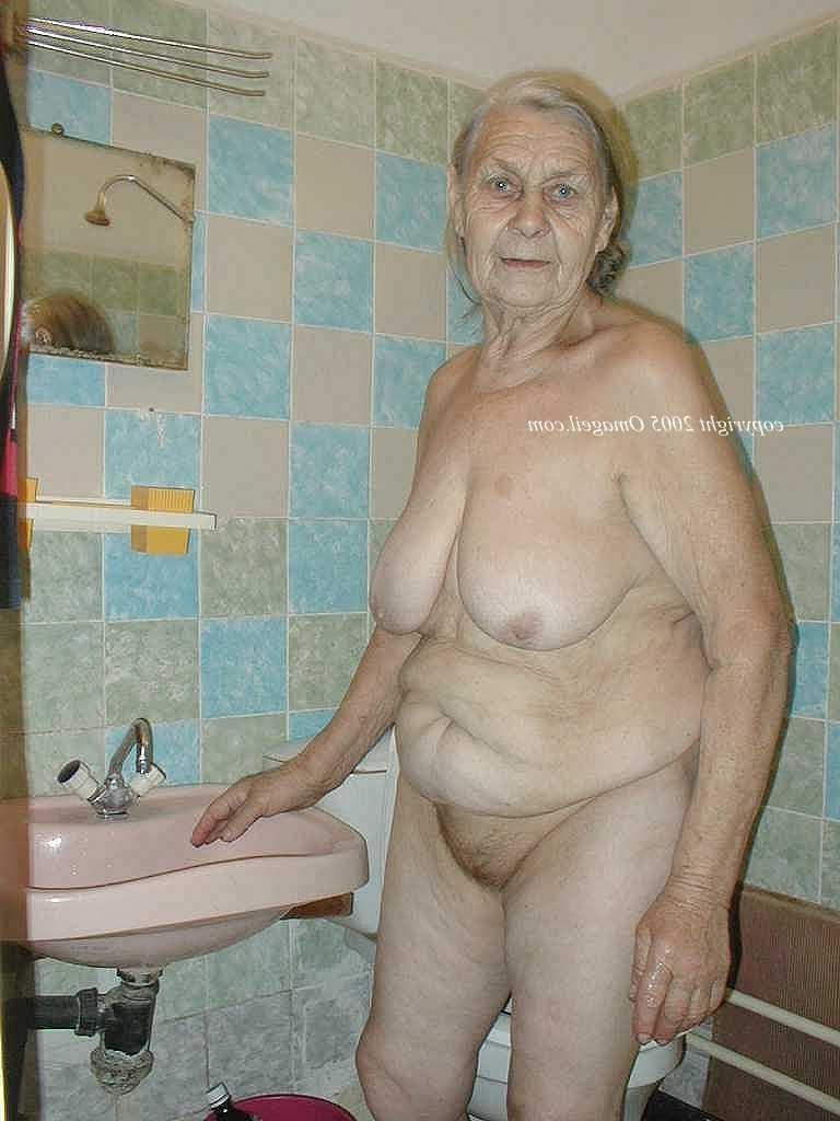 16P Original Grannys and Omas