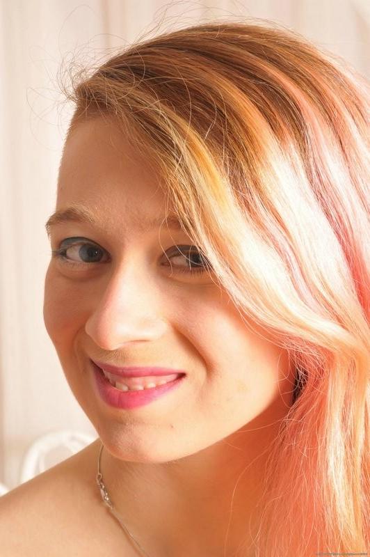 15P Tracy got a very fury red haired pussy