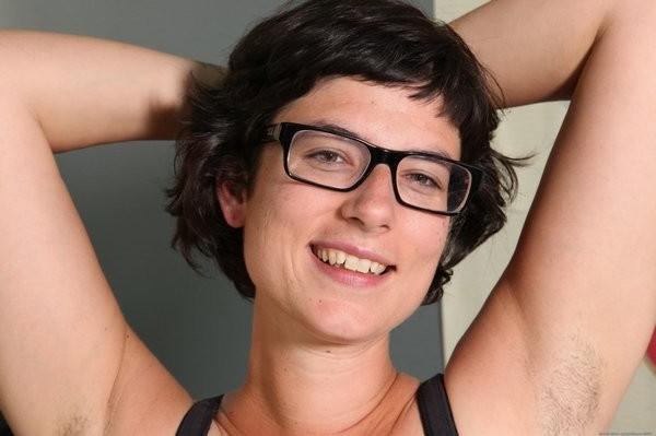 15P Short haired nerd Hazel exposes her hairy coochy