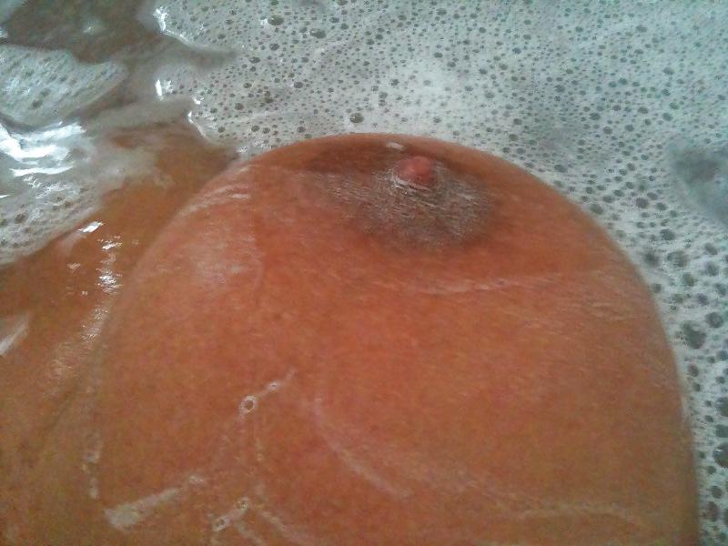 13P Sexy Bath Time 