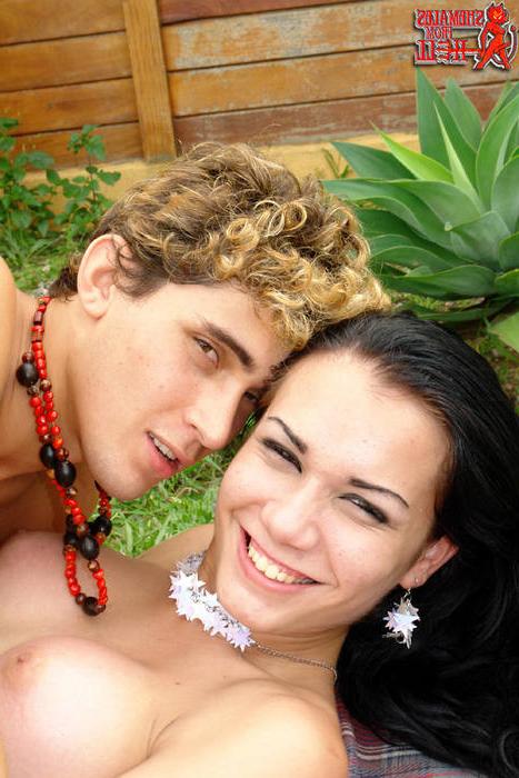 16P Horny Guy Hungry Brazilian Shemale