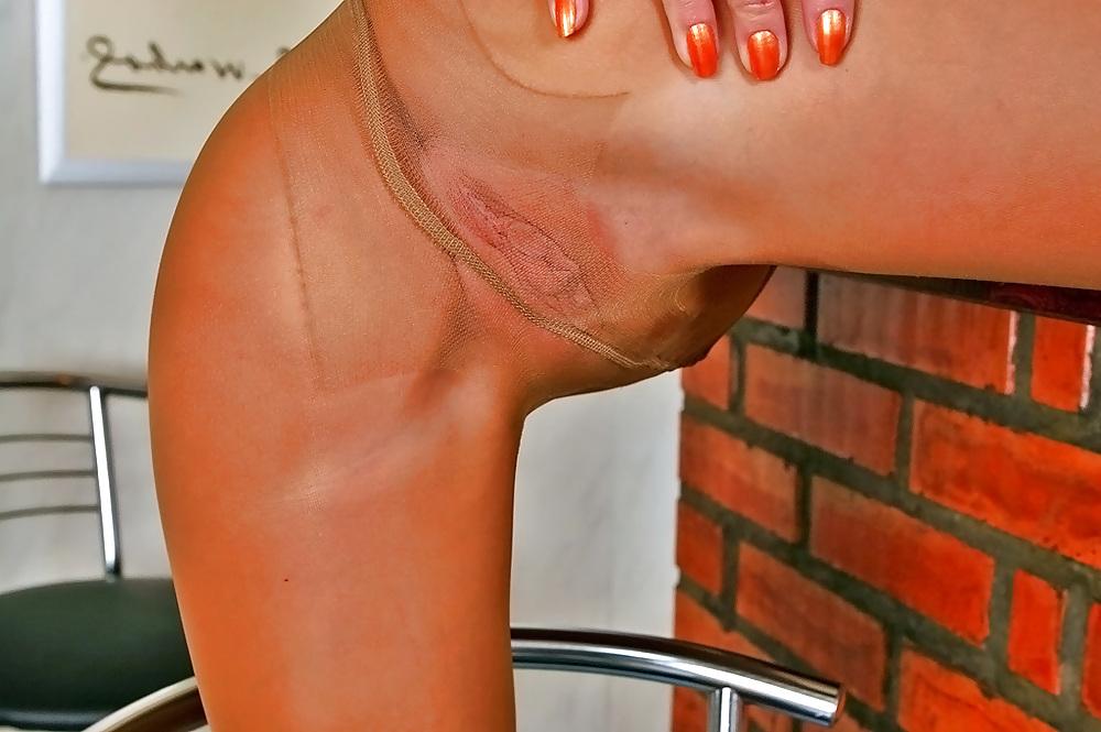 18P Liza red head in pantyhose high heels