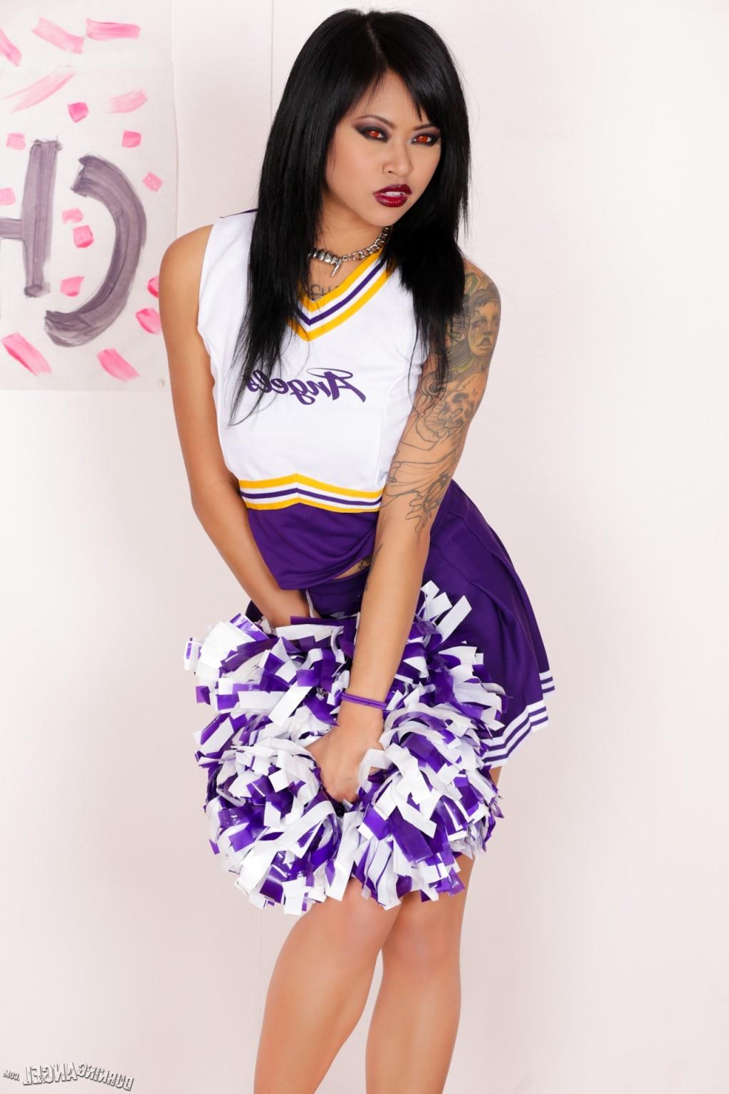 15P Sexy cheerleader babe