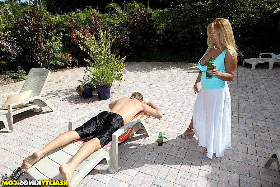 12P Horny sexy  milf picked up in miami for a fuck real sex